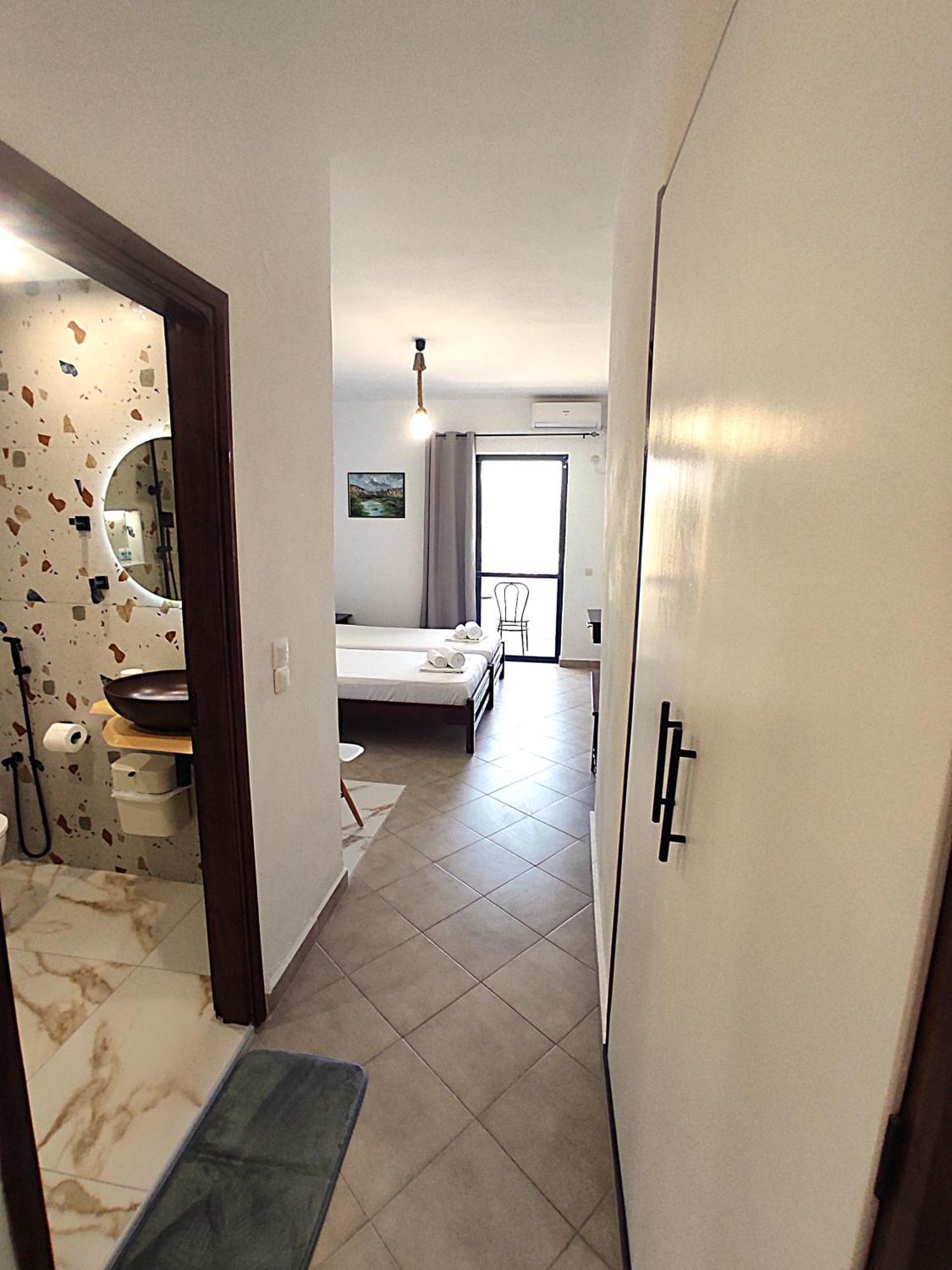 Creta Star Apartments Agia Galini  Exterior photo